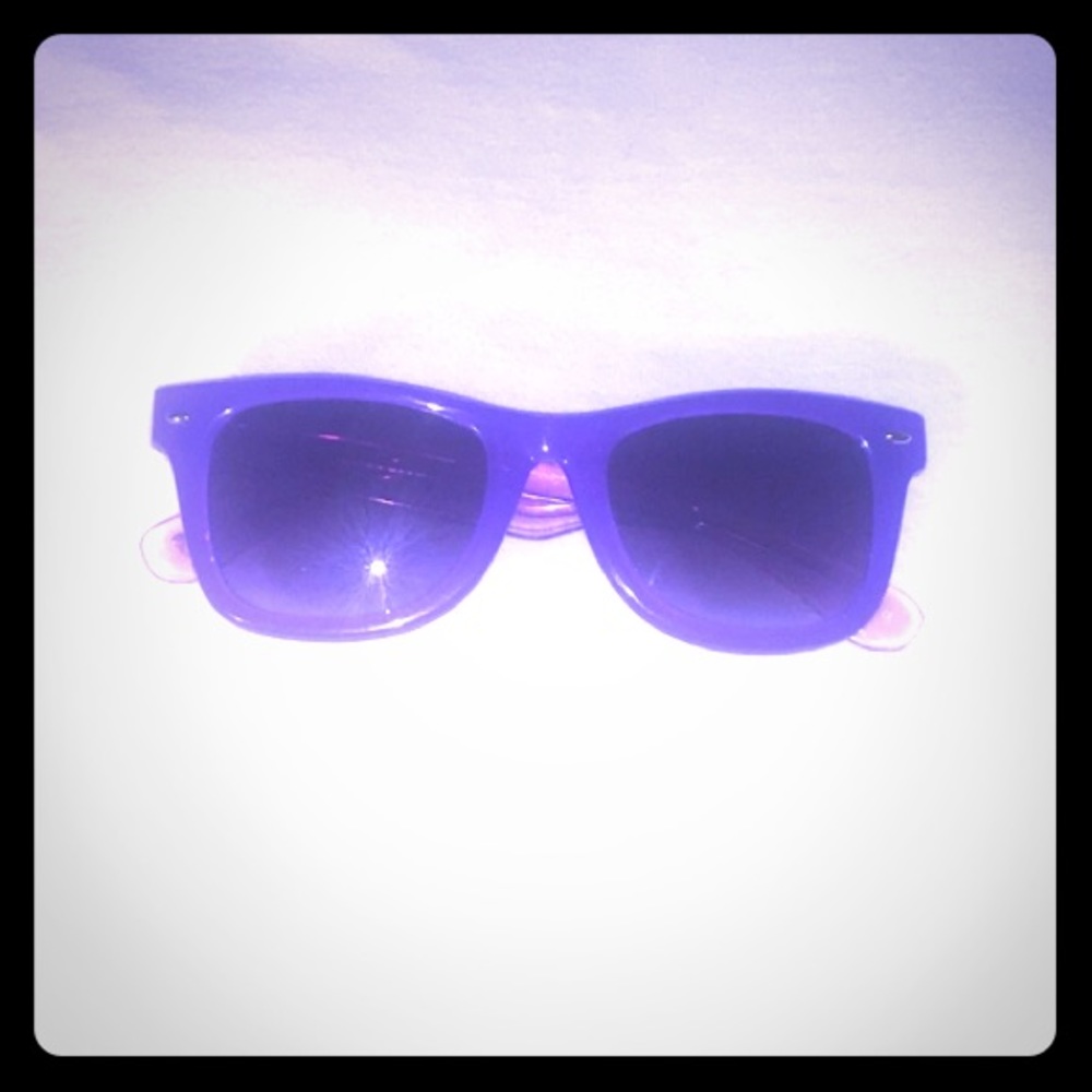 Betsey Johnson sunglasses